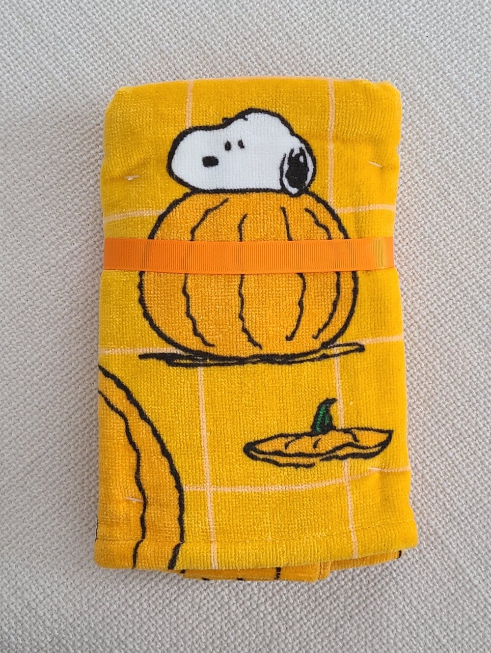 Set of 2 Peanuts Snoopy Fall Halloween Hand Towels